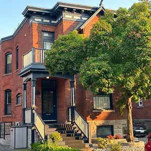 Bed & Breakfast The Century House