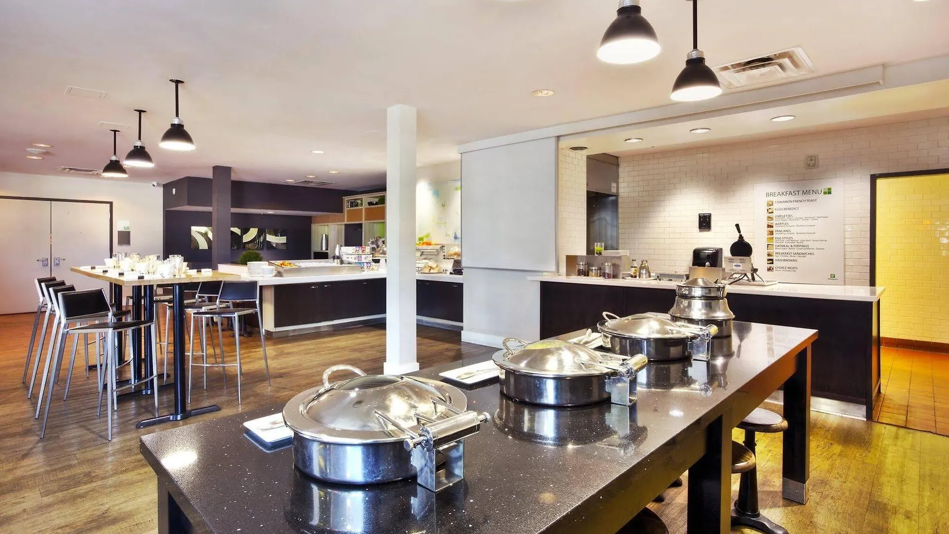 Hotell Holiday Inn Express Winnipeg Airport - Polo Park By Ihg